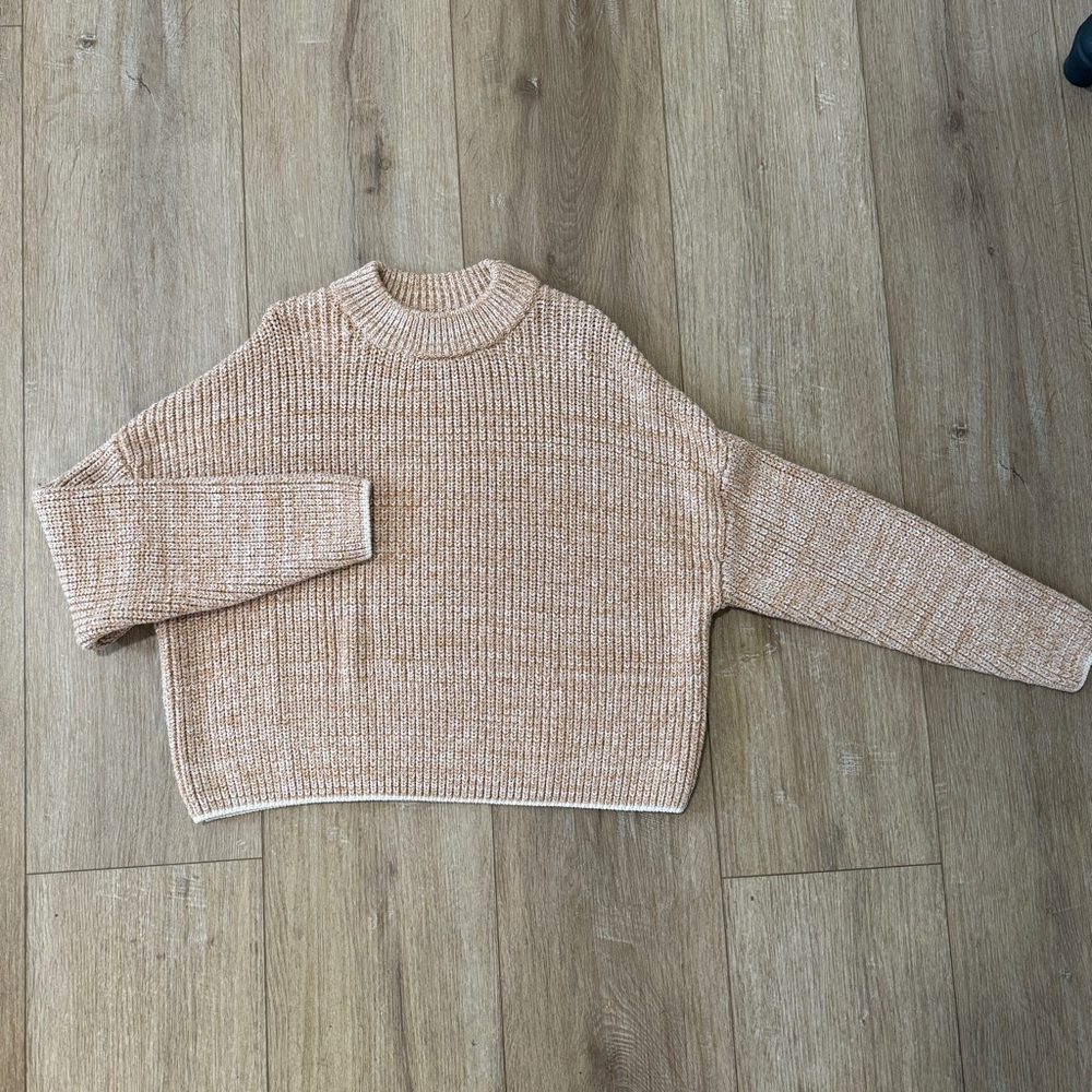 H&M heavyweight sweater extra small